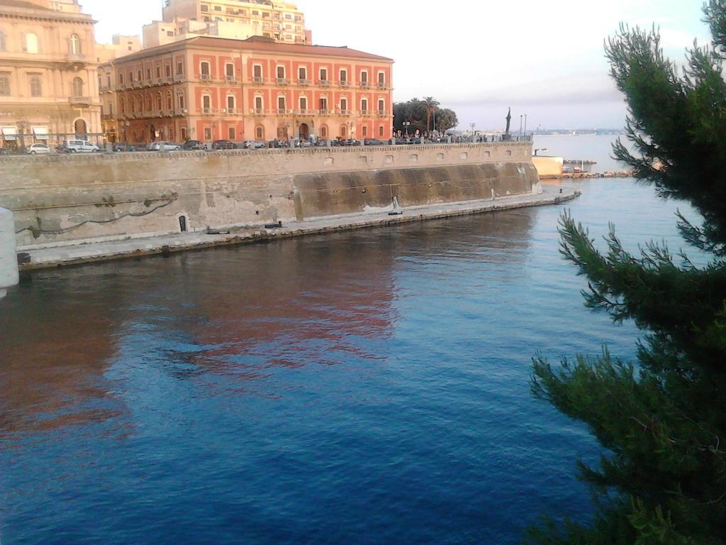 B&B Il Tulipano Taranto Luaran gambar